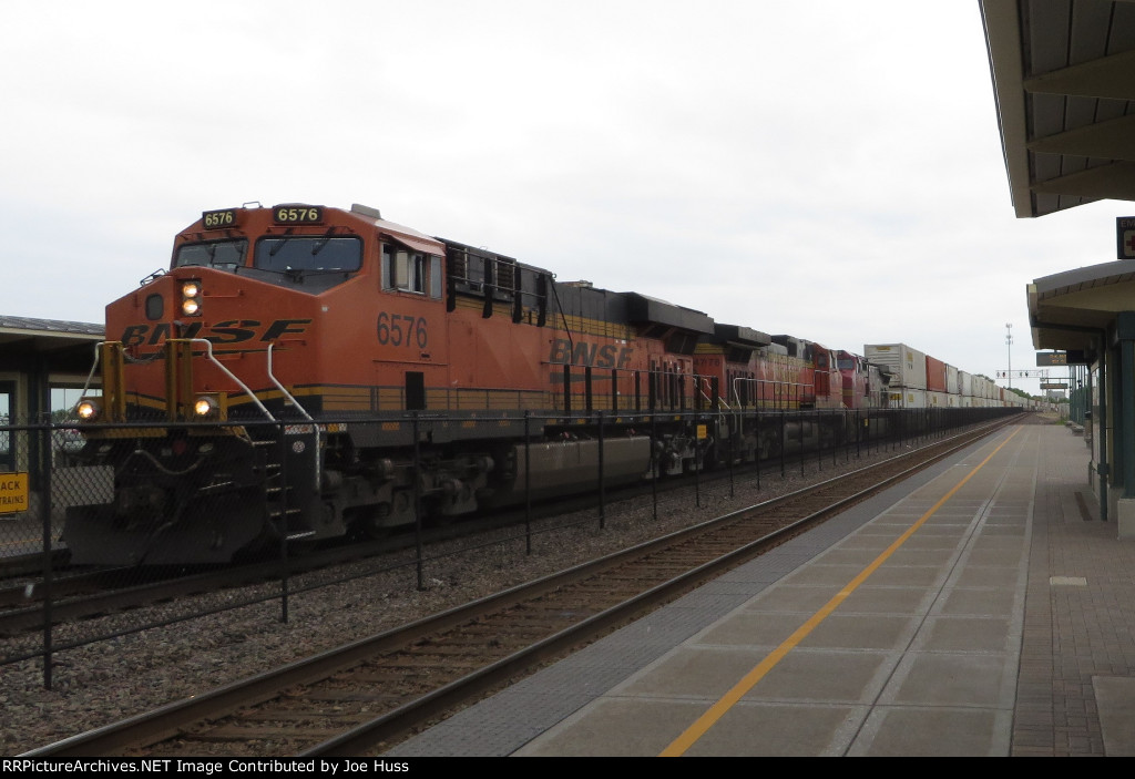 BNSF 6576 East